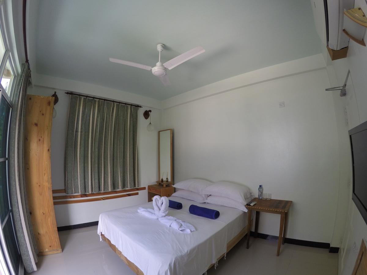 Leisure Boutique Hotel Maafushi Buitenkant foto